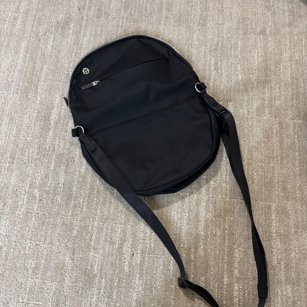 Lululemon All Night Festival Bag 5L Black / Silver - Picture 4 of 4